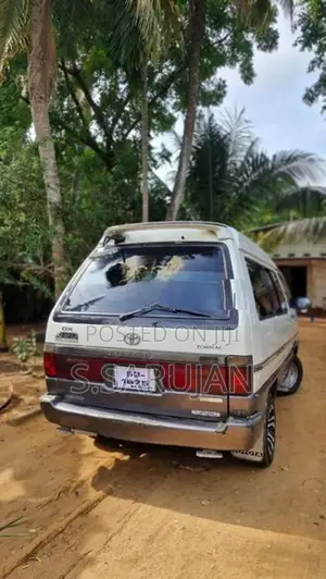 Toyota Townace CR26 1980