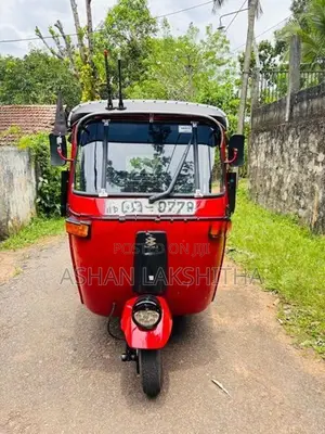 Bajaj RE 2005