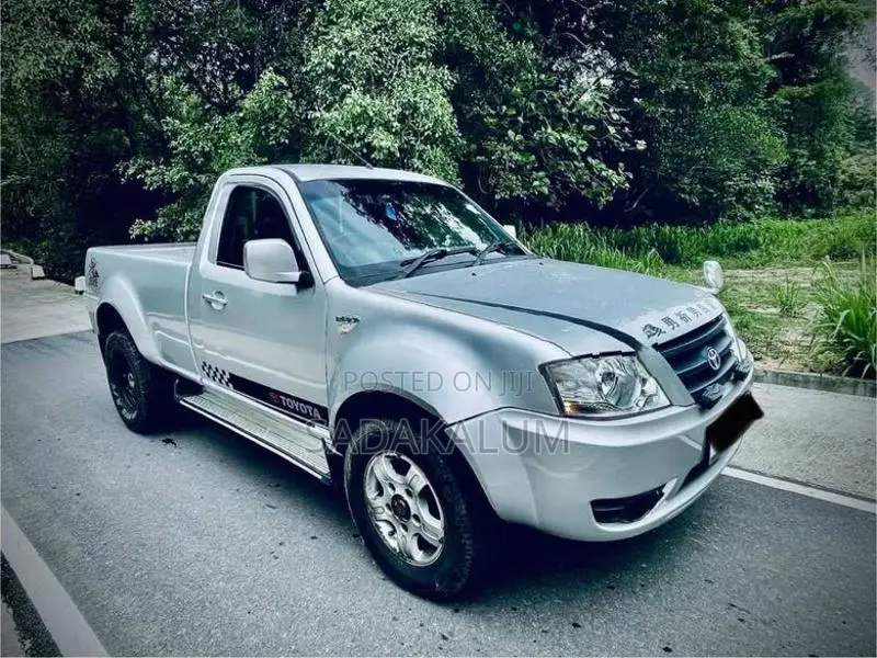 Tata Xenon 2008