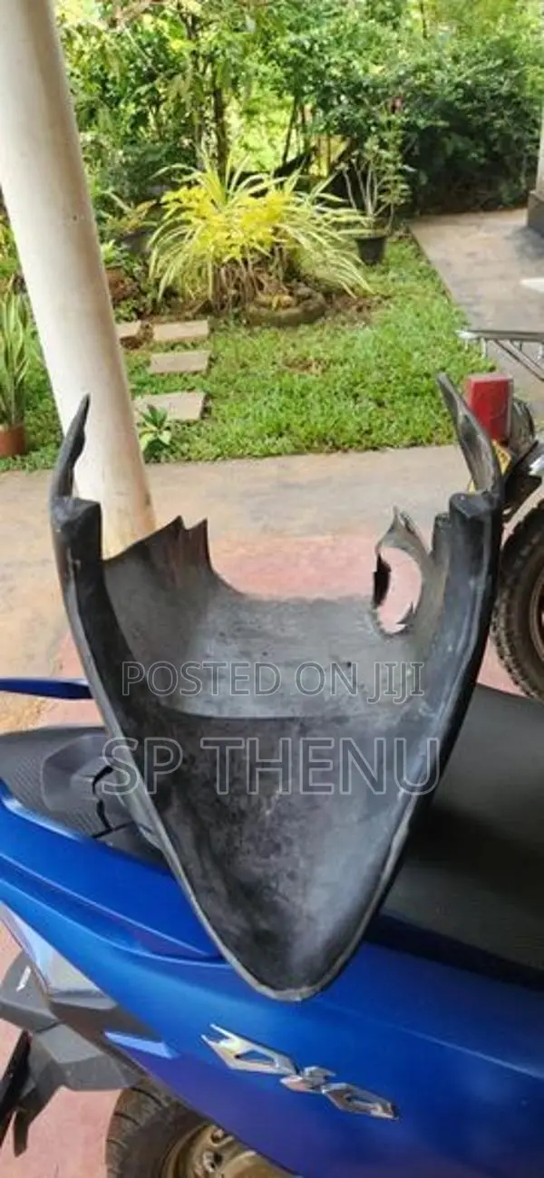 Honda Hornet 250 Black Plastic Cover