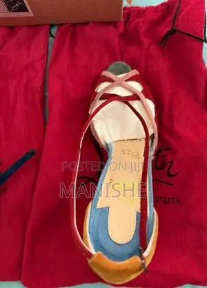 Ladies Shoes Christian Louboutin Shoe .