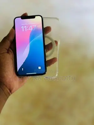 Apple iPhone XS (Used)
