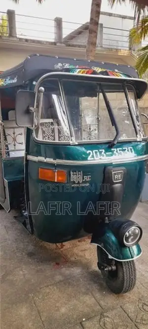 Bajaj RE 1999