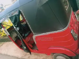 Bajaj RE 2015