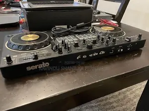 DDJ - REV1 DJ Controller