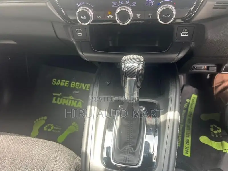 Honda Vezel X 2024