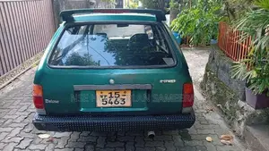 Mazda 3 Deluxe 1985
