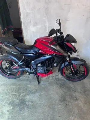 Bajaj Pulsar NS200 2021