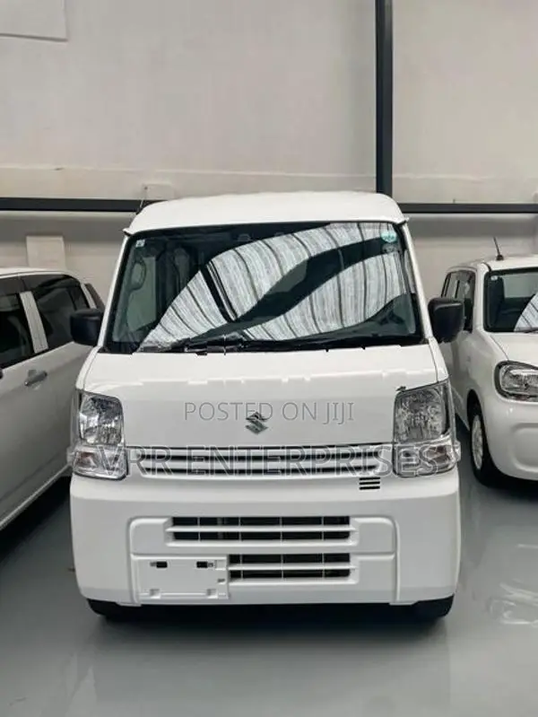 Suzuki Every 2024