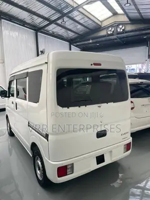 Suzuki Every 2024