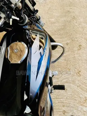 Bajaj CT100 2015