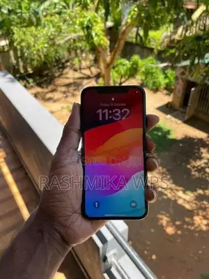 Apple iPhone XS (Used)