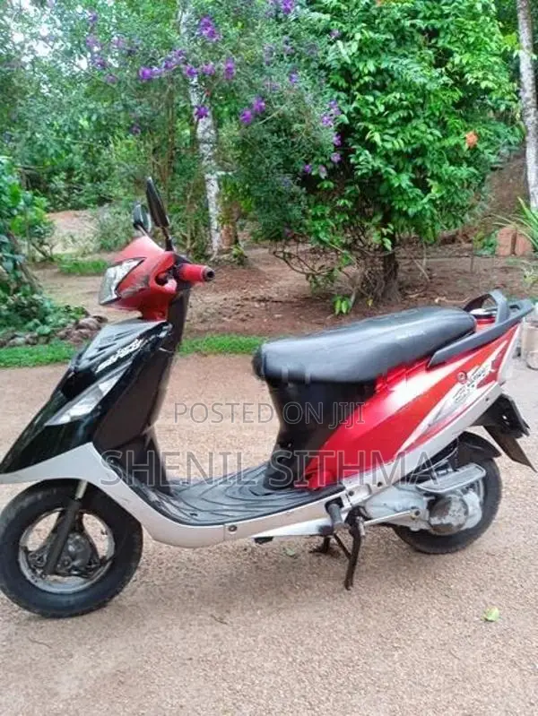 TVS Streak 2010