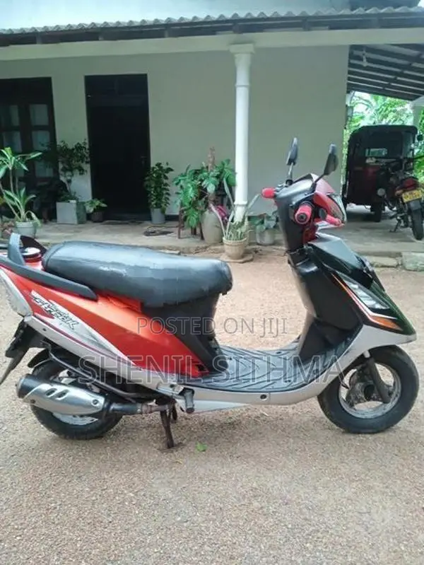 TVS Streak 2010
