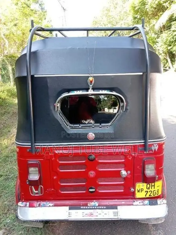 Bajaj RE 2006
