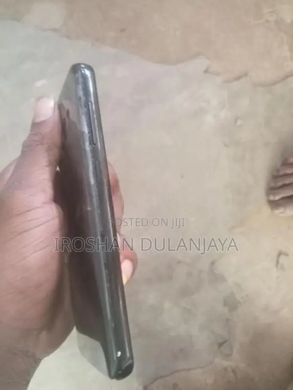 Samsung Galaxy S8 4GB 64GB (Used)