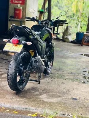 Yamaha FZ 2013