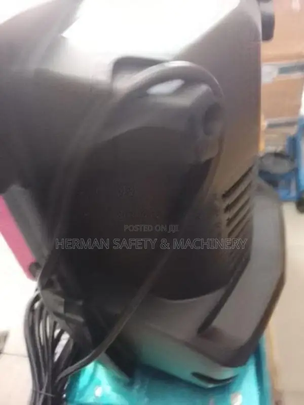 Lion High Pressure Washer 1200w 100bar Herman