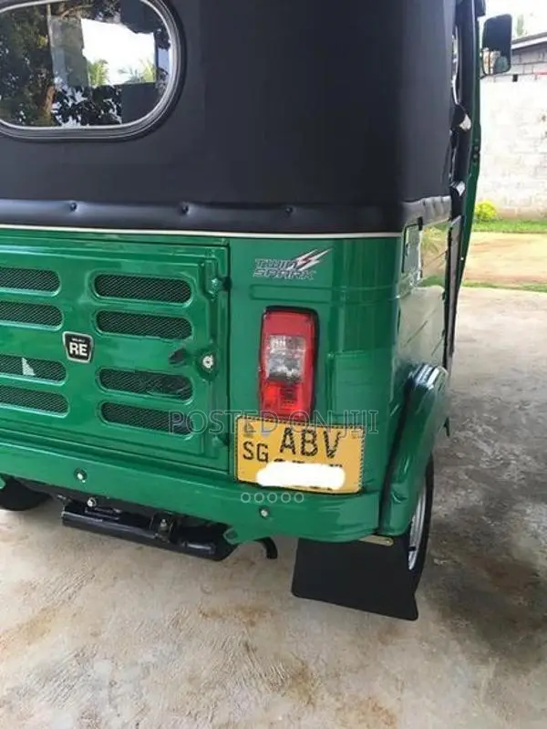 Bajaj RE 2020