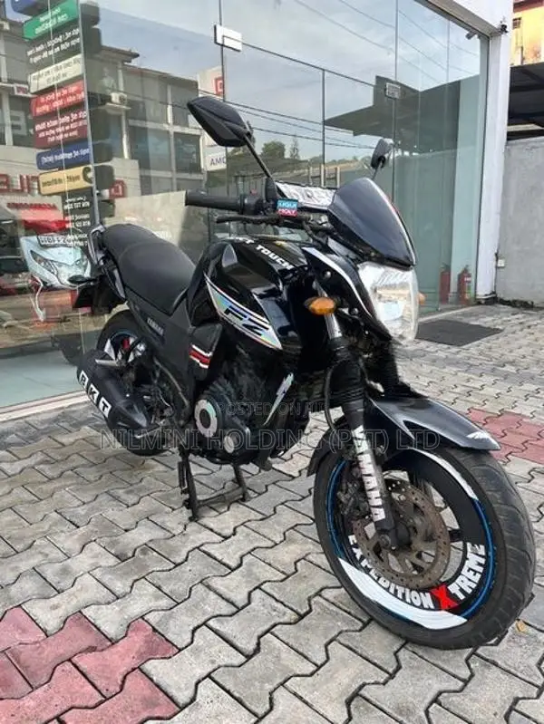 Yamaha FZS V1 2012
