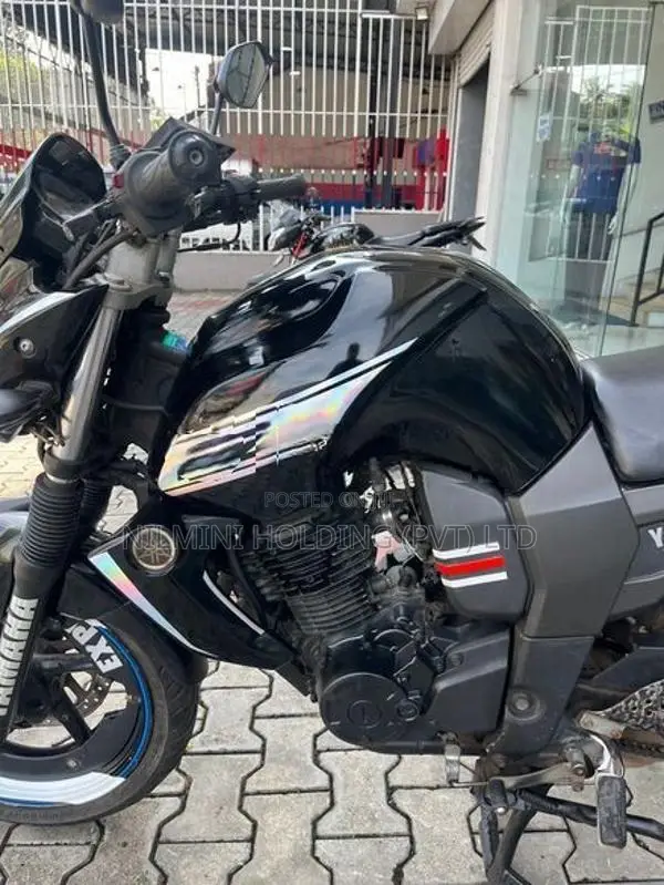 Yamaha FZS V1 2012
