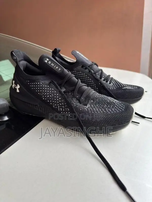 Under Armour Men Shoe