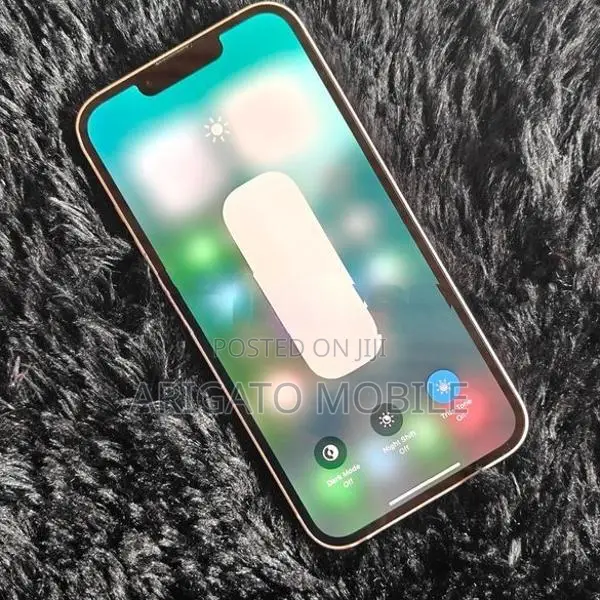 Apple iPhone 13 128GB (Used)