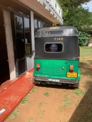 Bajaj RE Three Wheeler 2012