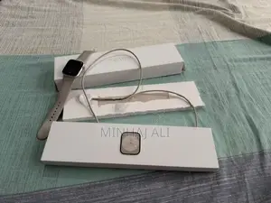 Apple Watch Series 8 45mm Starlight