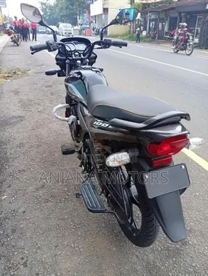 Bajaj Platina 100 2026
