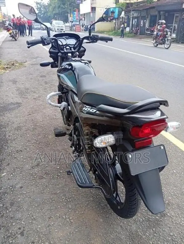 Bajaj Platina 100 2026