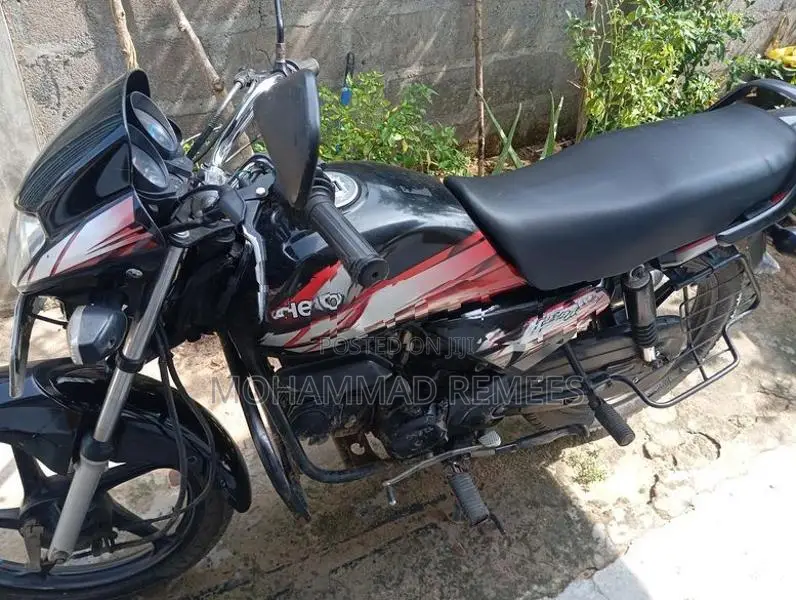 Hero HF Deluxe 2016