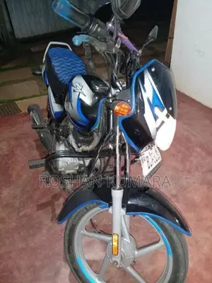Bajaj CT100 2024