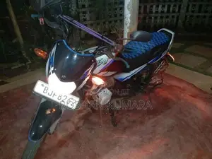Bajaj CT100 2024
