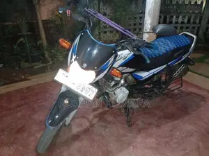 Bajaj CT100 2024