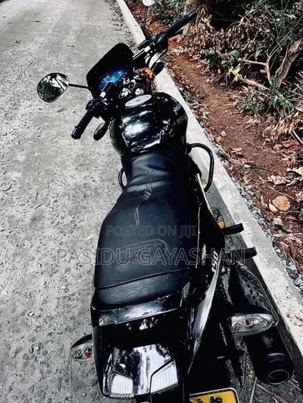 Bajaj Pulsar 150 2016