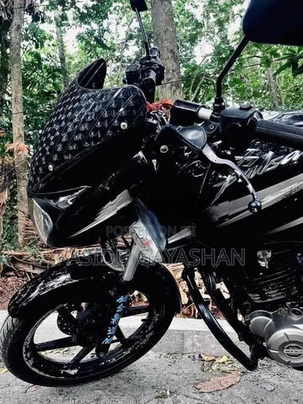 Bajaj Pulsar 150 2016
