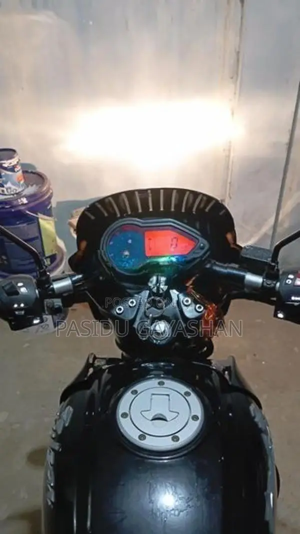 Bajaj Pulsar 150 2016