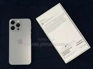 Apple iPhone 15 Pro Max 256GB Full Set Box (Used)