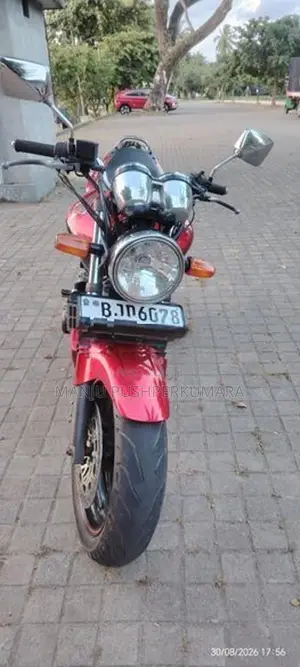Honda Hornet 2023