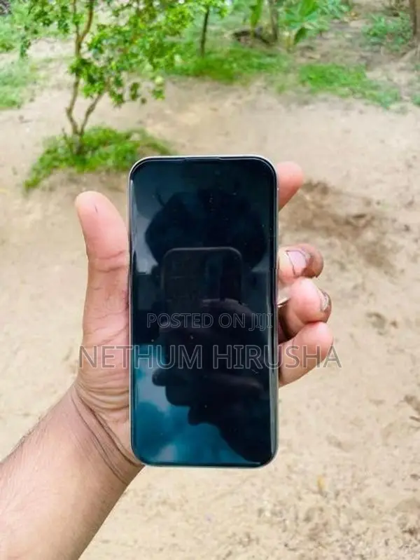 Apple iPhone 15 Pro (Used)