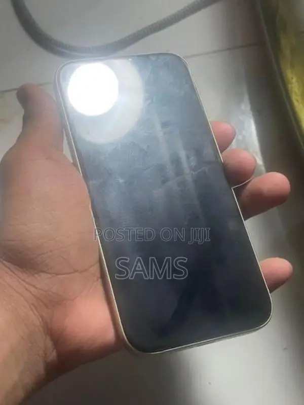 Apple iPhone 15 (Used)