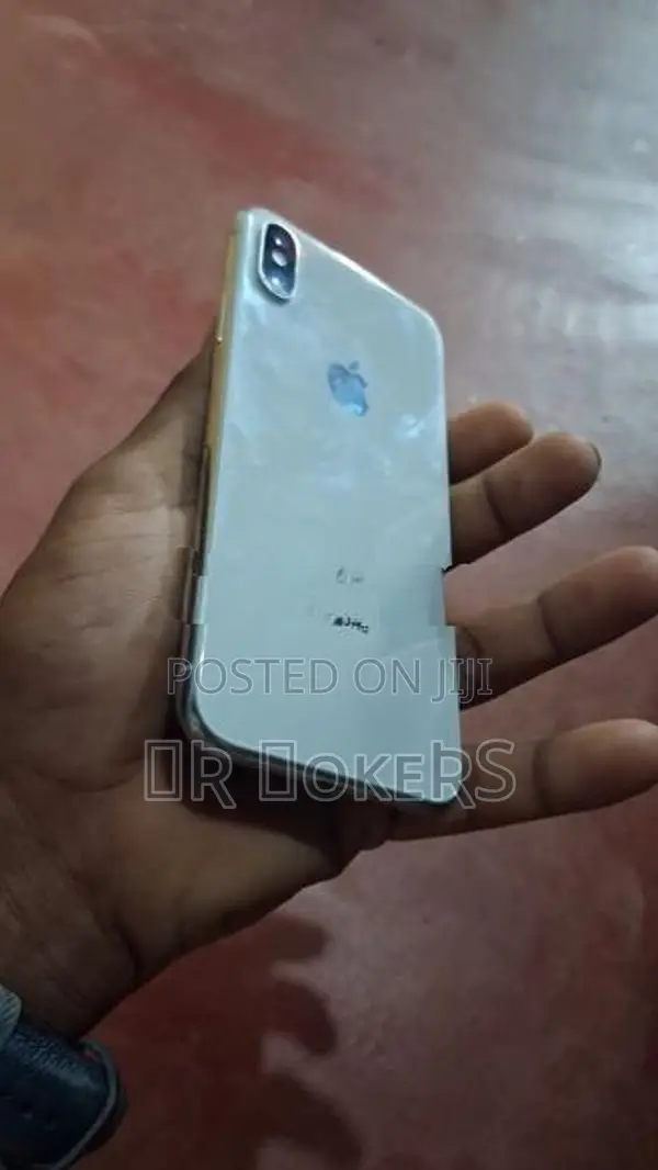 Apple iPhone X (Used)