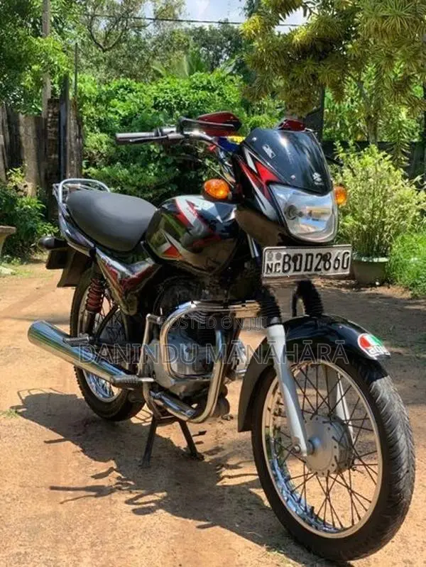 Bajaj CT100 2015