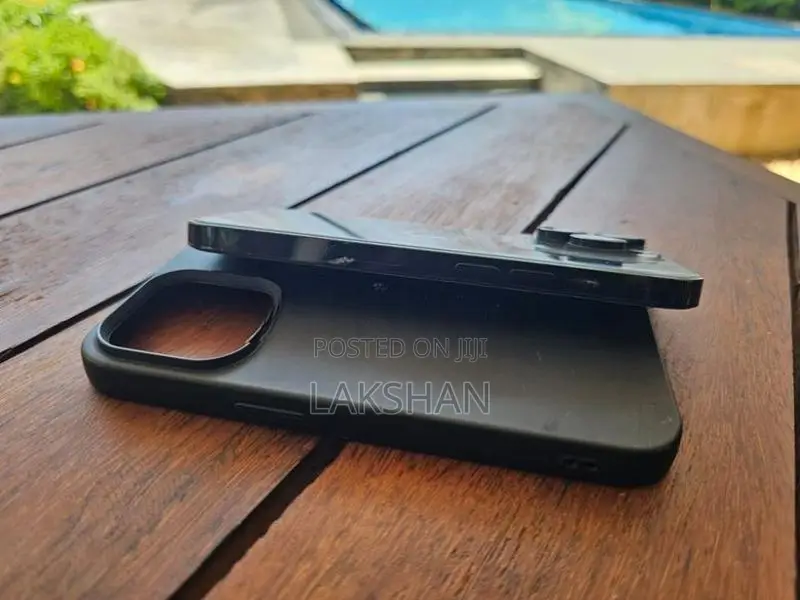 Apple iPhone 14 Pro Black (Used)
