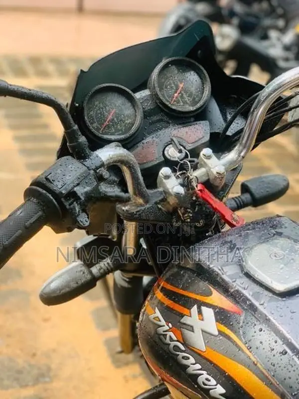 Bajaj Discover 2010