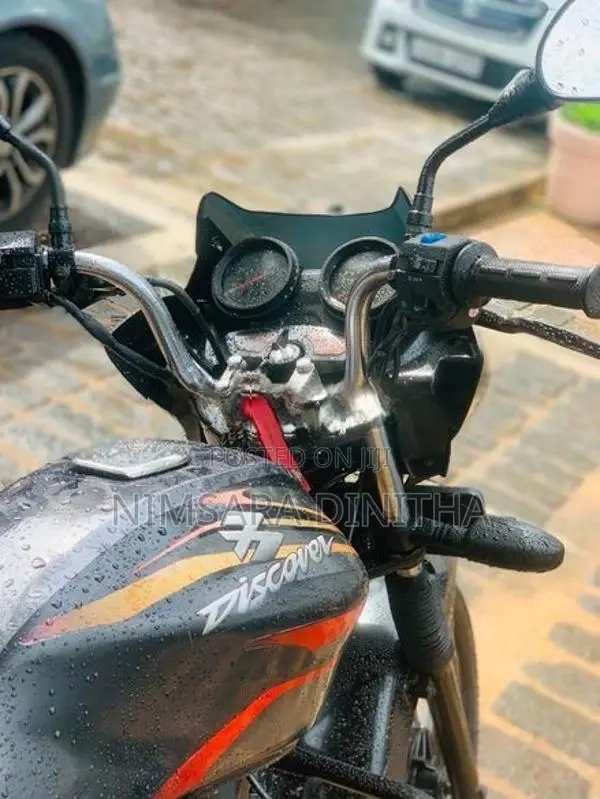 Bajaj Discover 2010