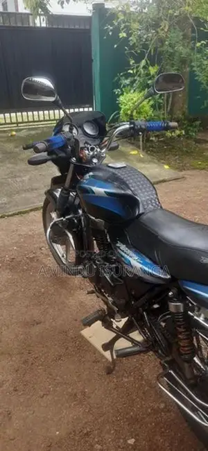 Bajaj Discover 125 2006
