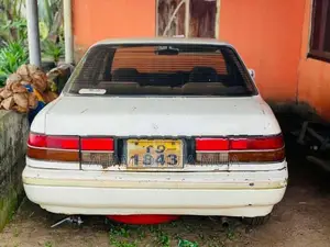 Toyota Corona 1998