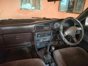 Toyota Corona 1998